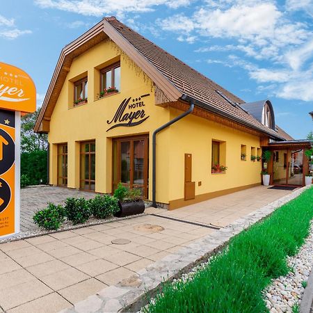 Hotel Mayer Alsooers Bagian luar foto