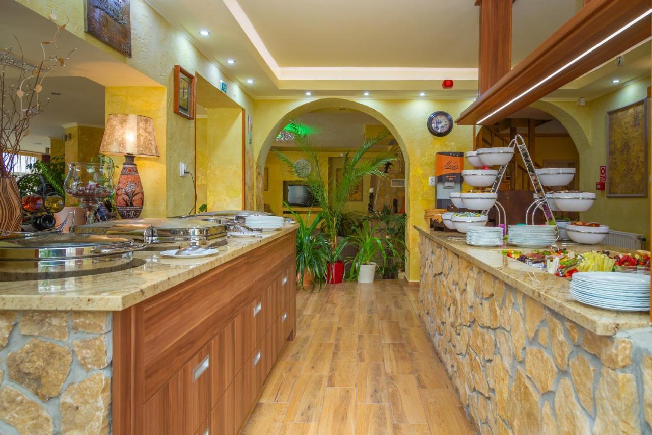 Hotel Mayer Alsooers Bagian luar foto