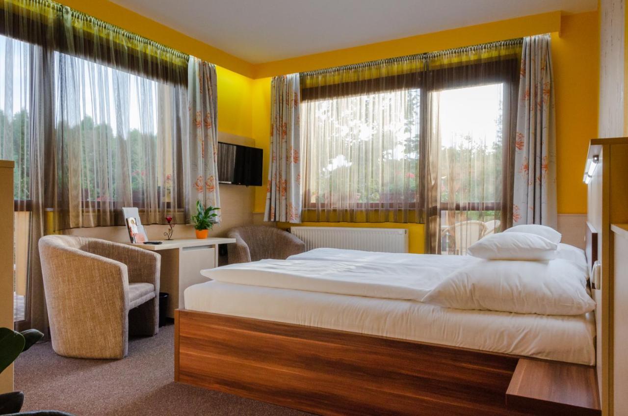 Hotel Mayer Alsooers Bagian luar foto