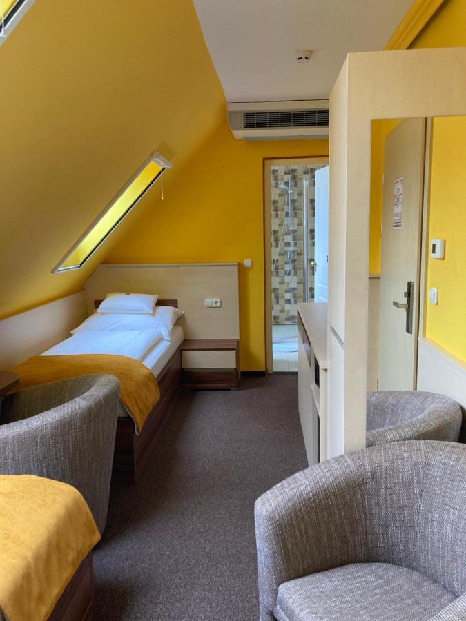 Hotel Mayer Alsooers Bagian luar foto